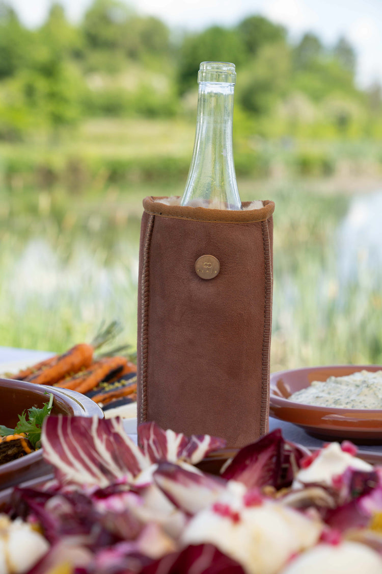 kywie wine terra suede