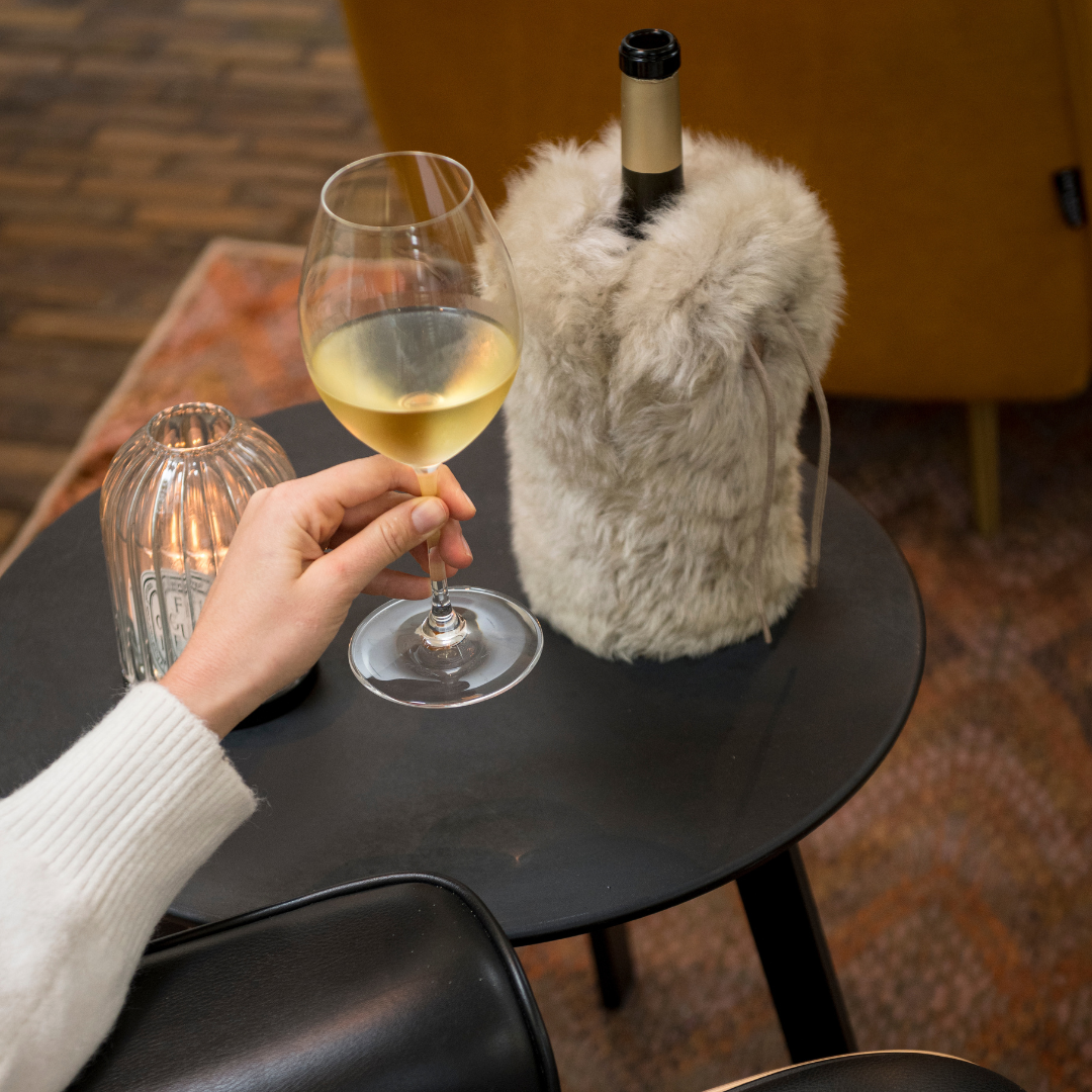kywie champagne fluffy stone