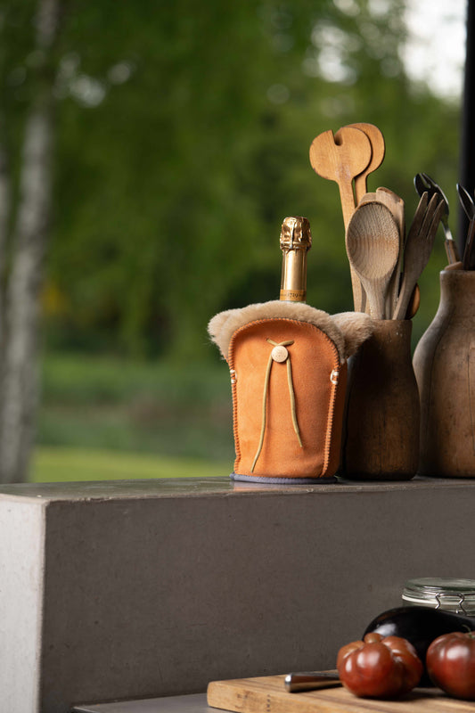 kywie xl champagne orange suede