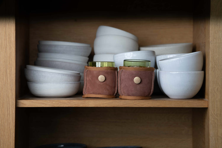 kywie espresso terra suede