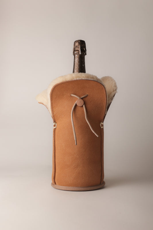 kywie magnum camel suede