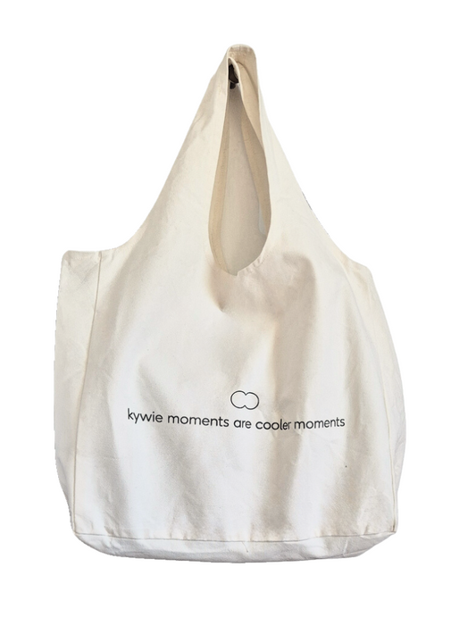 Kywie Canvas Shoulder Bag